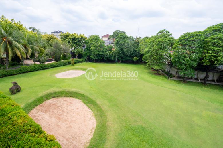 Golf Course - Gardenia Boulevard Apartment