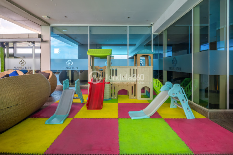 Playground - Pasar Baru Mansion Apartment
