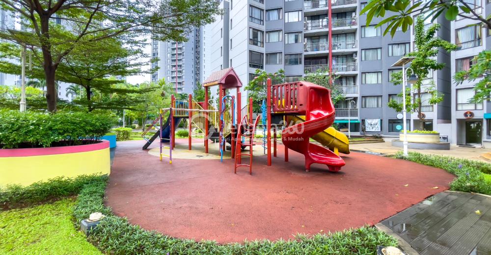 Outdoor Playground - Taman Rasuna Apartment