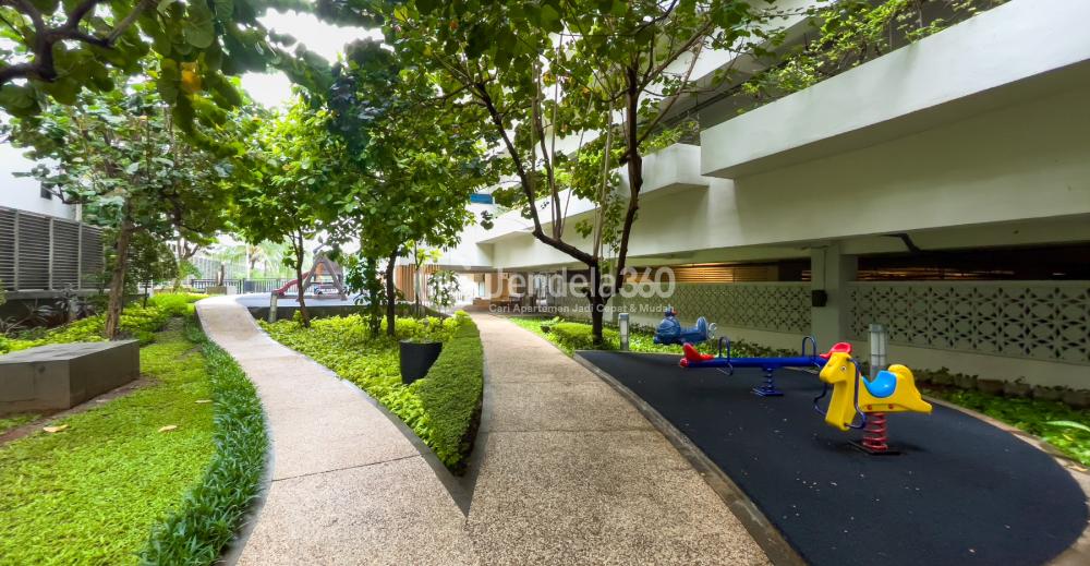 Outdoor Playground - Capitol Park