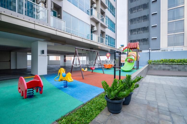 Outdoor Playground - Green Sedayu Apartment
