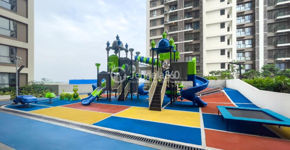 Outdoor Playground - Sky House Alam Sutera