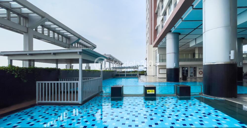 Swimming Pool - Cosmo Terrace - Jakarta Residence Thamrin City