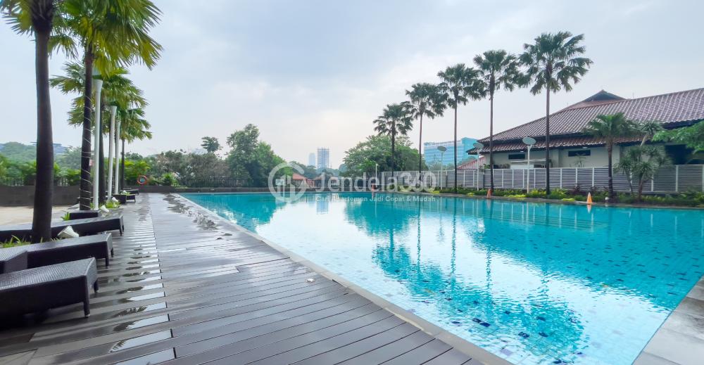 Swimming Pool - Capitol Park