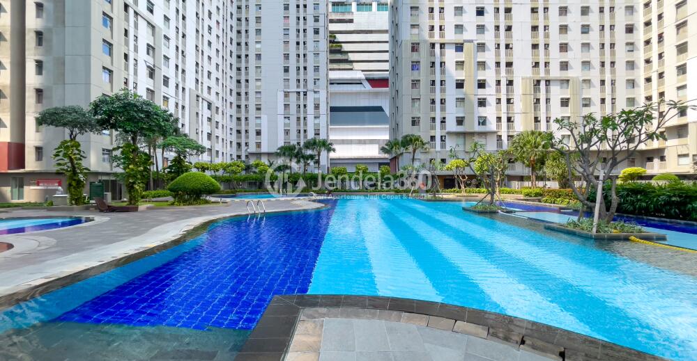 Swimming Pool - Green Bay Pluit Apartment
