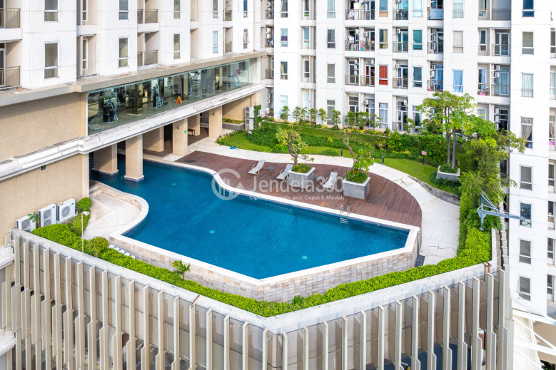 Swimming Pool - Elpis Residence Apartment