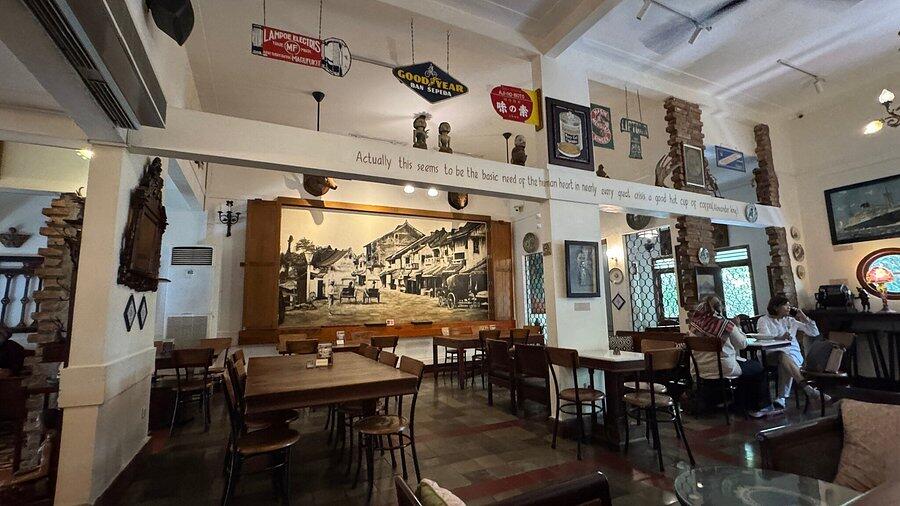popular spot near 1 cik ditiro apartment