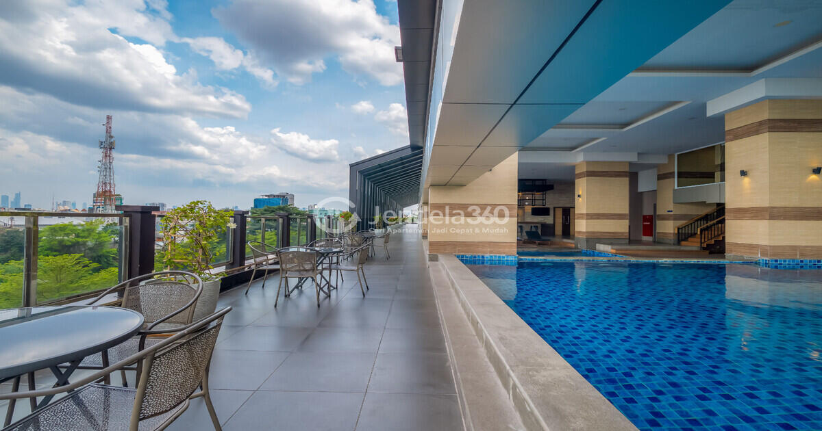 kolam renang maqna residence