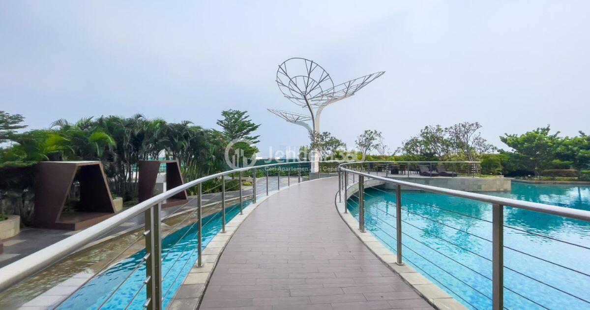 Kolam Renang West Vista Puri
