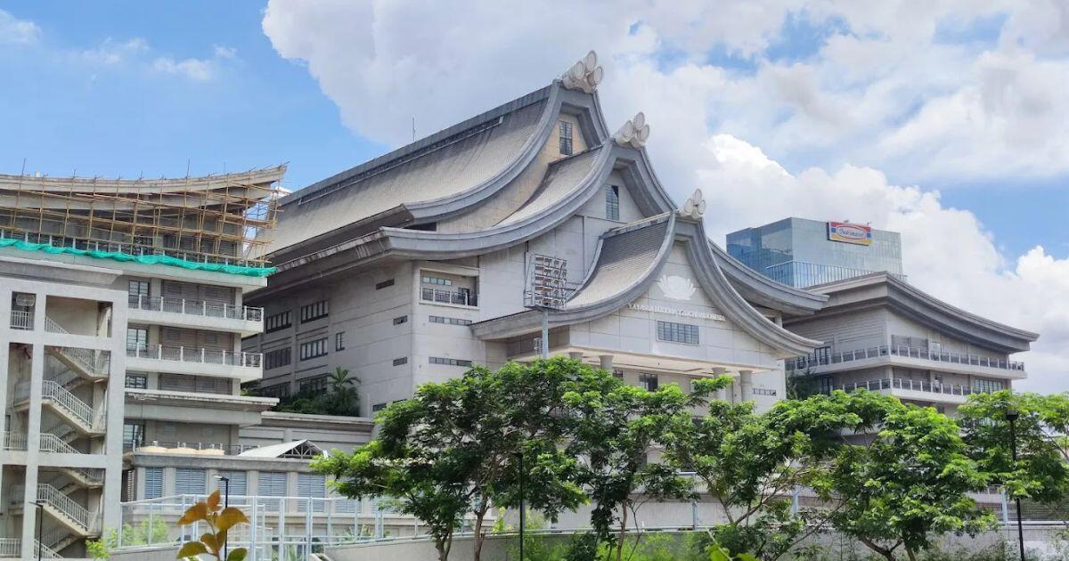 Tzu Chi Complex