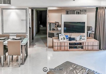 Living Room 3BR Apartment with City View at Sudirman Tower Condominium