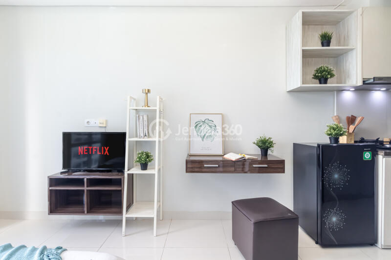 Bedroom Puri Mansion  Studio Fully Furnished
