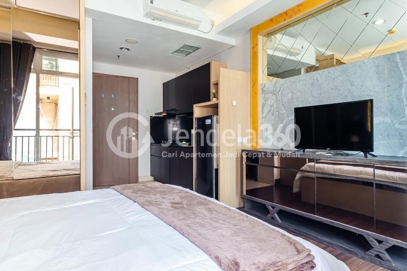 Bedroom Comfortable Studio Apartment at Puri Orchard Apartment Tower Cedar Heights A