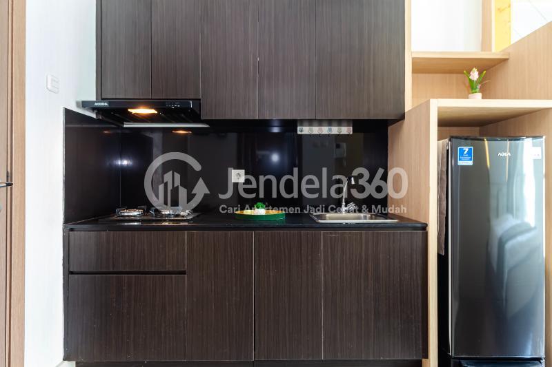 Kitchen Comfortable Studio Apartment at Puri Orchard Apartment Tower Cedar Heights A