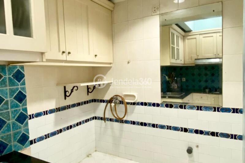 Kitchen Affordable 3BR Apartment Middle Floor with Pool View at Gading Mediterania Residence