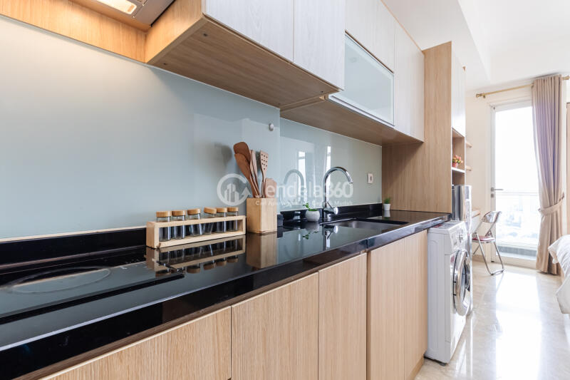 Kitchen Menteng Park Studio View Selatan