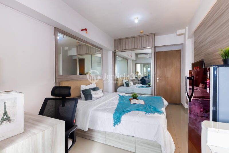 Bedroom Bintaro Park View Studio Fully Furnished