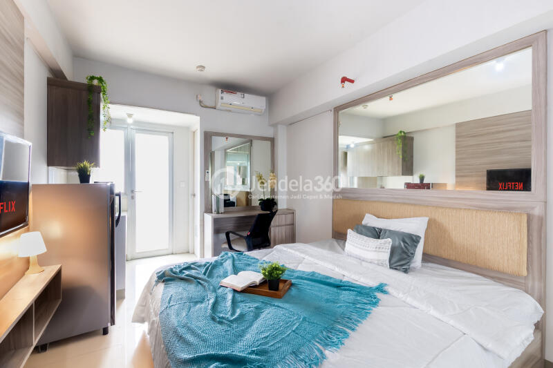Bedroom Bintaro Park View Studio Fully Furnished