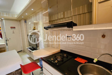 Kitchen Tidy Studio Apartment at Bassura City Apartment Low Floor
