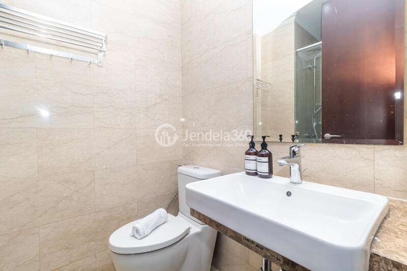 Bathroom Menteng Park Studio View East
