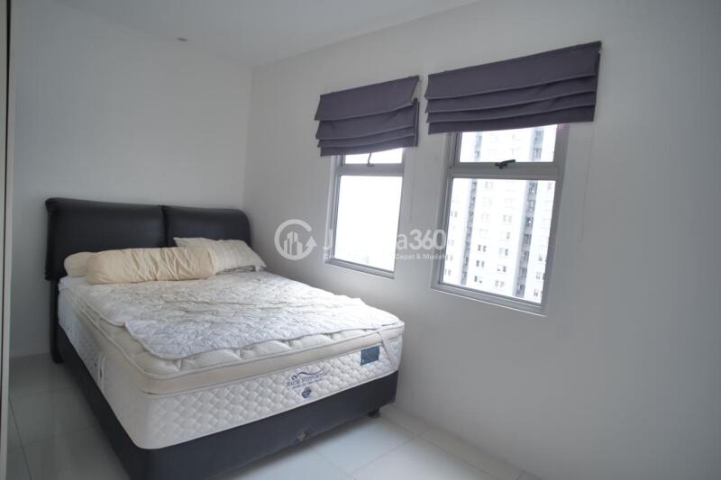 Bedroom 2 Homey 3BR Apartment High Floor with City View at Mediterania Garden Residence 2