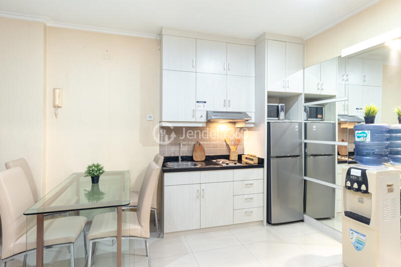 Kitchen An Exclusive, Home Like 2BR Apartment at Hamtons Park Apartment