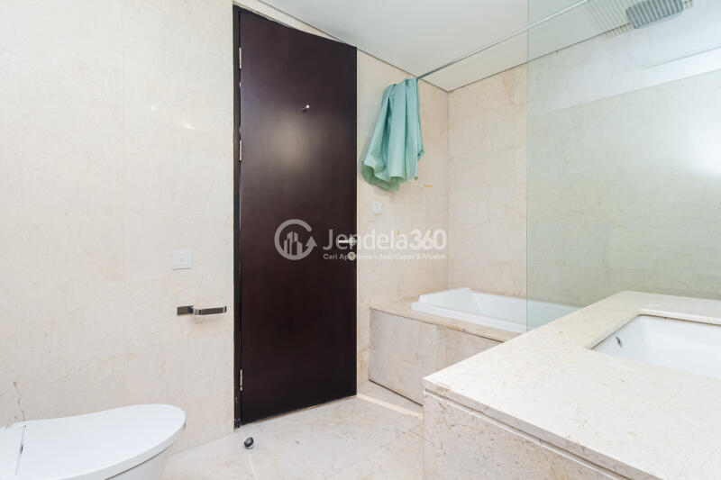 Bathroom Ciputra World 2 Apartment 1BR Tower Orchard