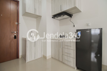 Kitchen Signature Park Grande 2BR View Halim Posisi Hook