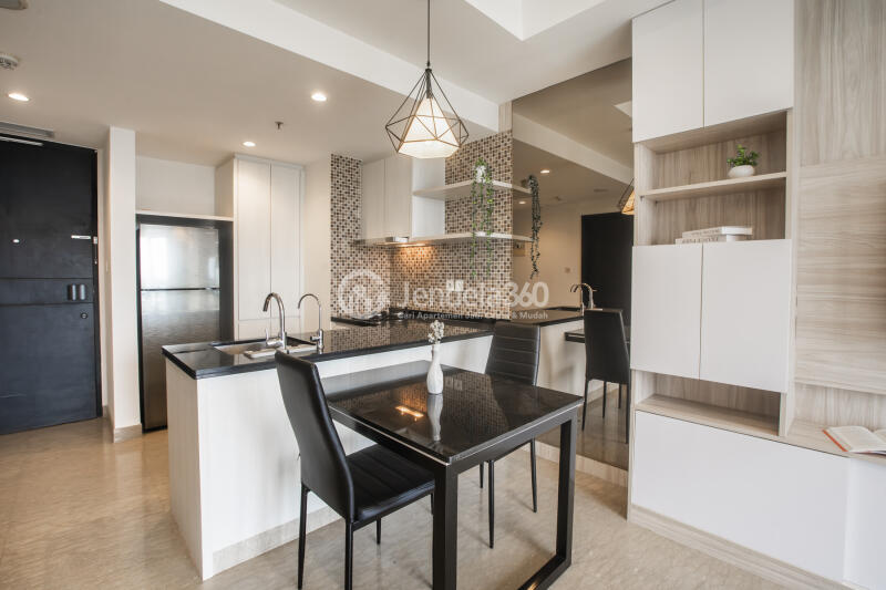 Dining Room 1BR Middle Floor Apartment Next to AEON Mall BSD at Branz BSD Apartment