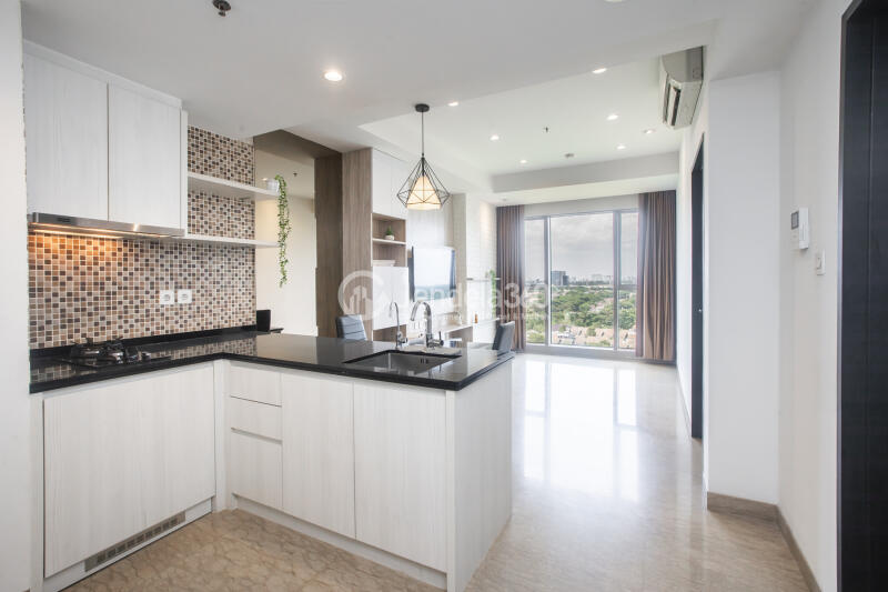 Kitchen 1BR Middle Floor Apartment Next to AEON Mall BSD at Branz BSD Apartment