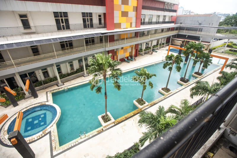Balcony Gardenia Boulevard Apartment 2BR Fully Furnished