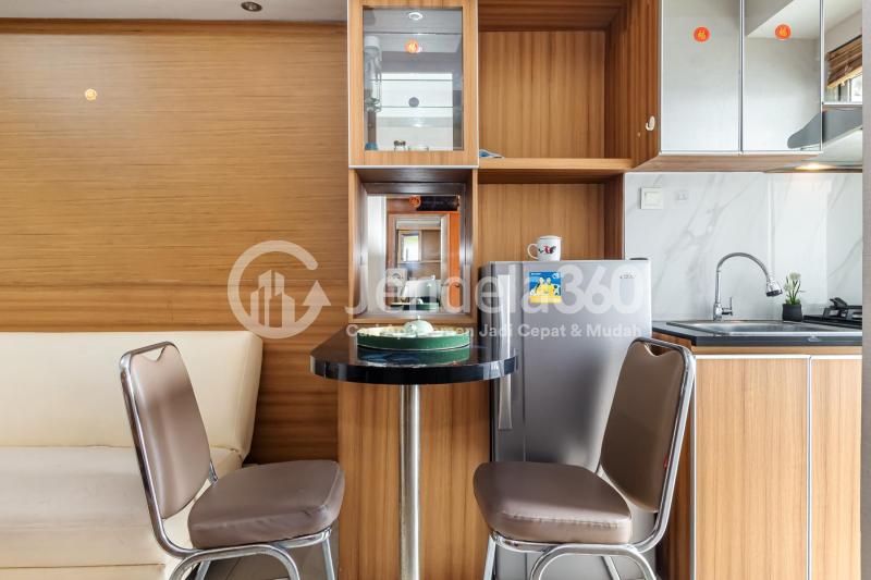 Dining Room 2BR Apartment with Sea View at Green Bay Pluit Apartment