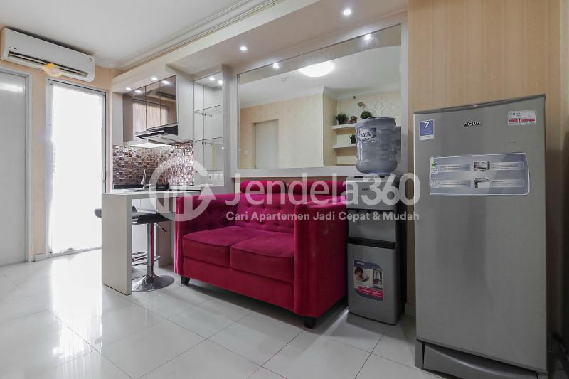Living Room 2BR Bassura City Apartment Next to Becakayu Toll Road and 10 Mins to Klender Station