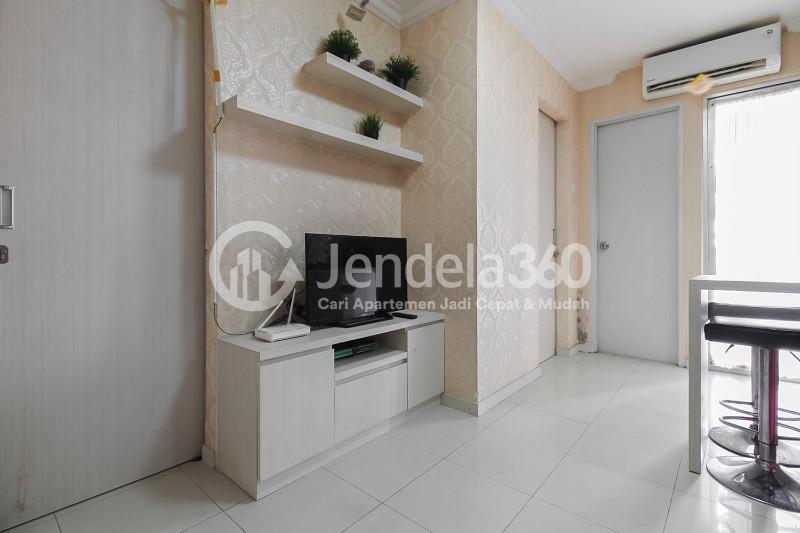 Living Room 2BR Bassura City Apartment Next to Becakayu Toll Road and 10 Mins to Klender Station