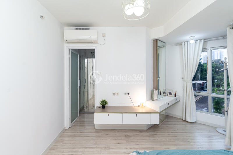 Bedroom 1 The 18Th Residence Taman Rasuna 2BR Semi Furnished