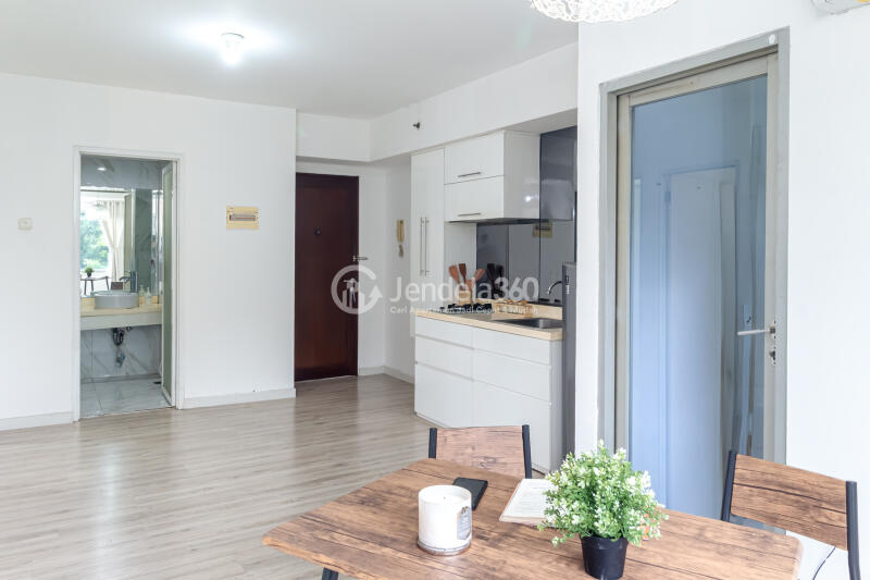 Living Room The 18Th Residence Taman Rasuna 2BR Semi Furnished