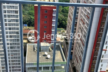 Balcony Studio Evenciio Apartment at High Floor