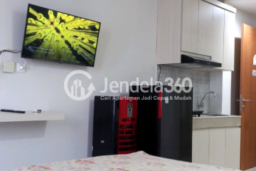 Bedroom Studio Evenciio Apartment at High Floor