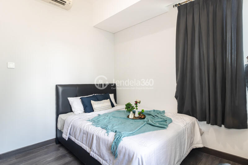 Bedroom 1BR Apartment with City View at Southgate Residence