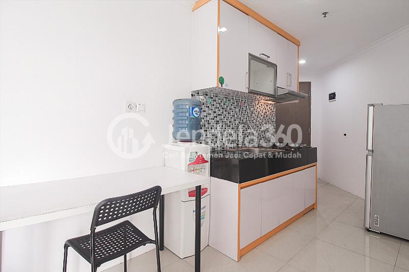 Kitchen Green Central City Apartment 1BR View City