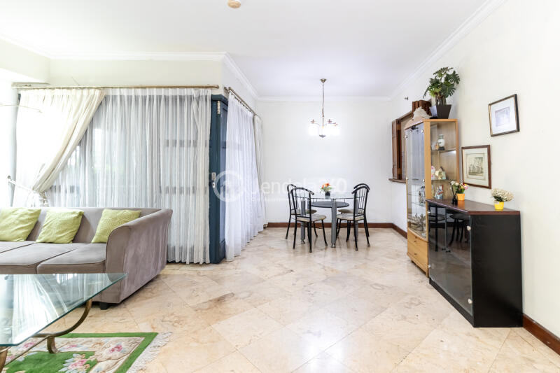 Living Room Grand Tropic Suites Apartment 3BR Fully Furnished