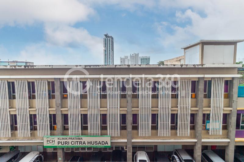 Balcony Puri Park View Apartment 2BR Tower C