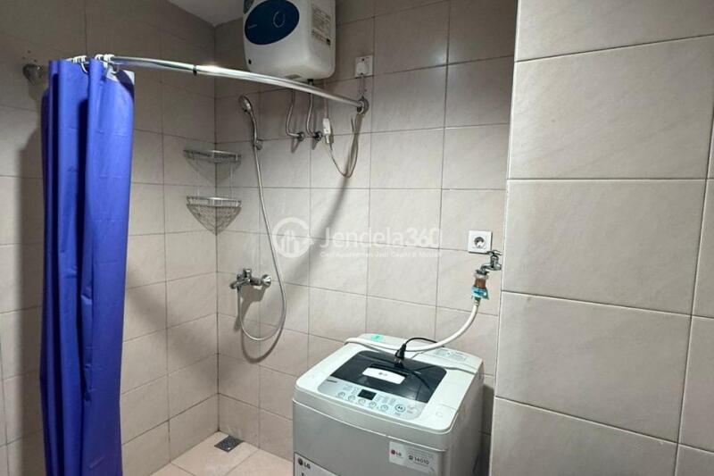 Bedroom Homey 1BR Apartment High Floor with City View at Central Park Apartment