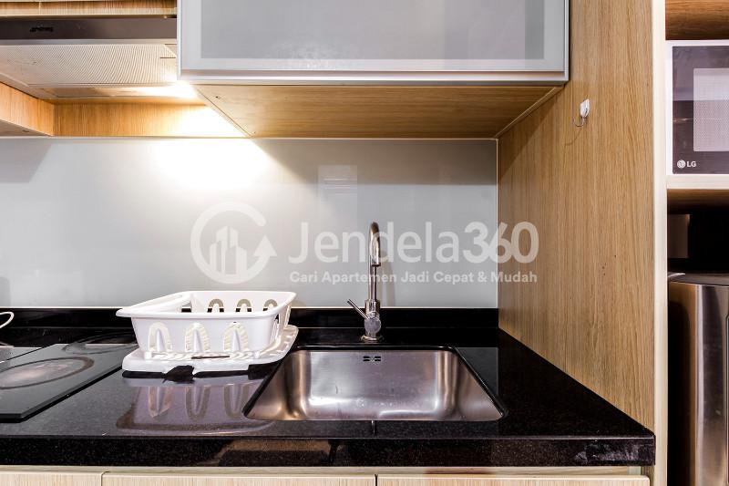 Kitchen Menteng Park Studio Fully Furnished