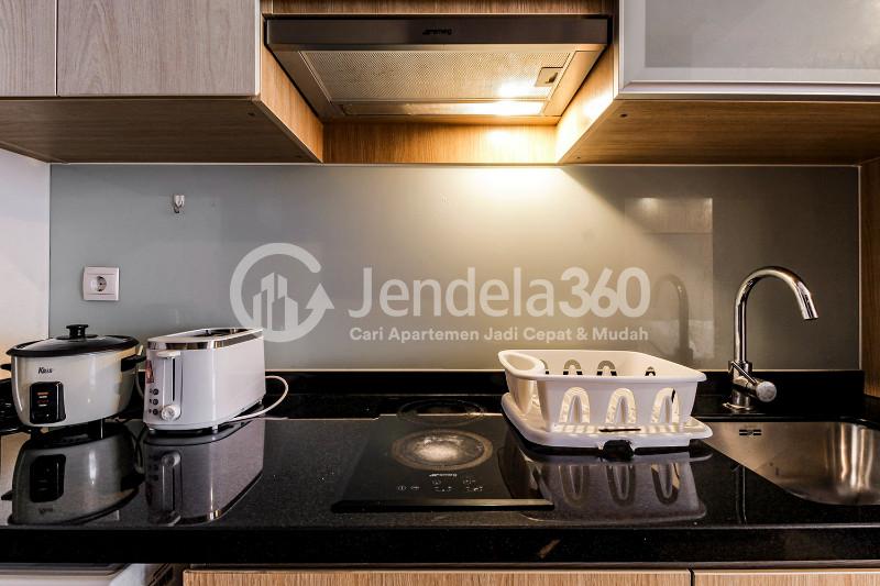 Kitchen Menteng Park Studio Fully Furnished