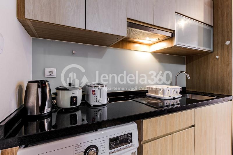 Kitchen Menteng Park Studio Fully Furnished