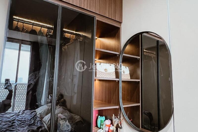 Bedroom 2 The Crest West Vista Puri 2BR Fully Furnished