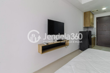 Bedroom Studio Pacific Garden Apartment at Tower C