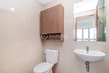 Bathroom M Town Signature Serpong 1BR Fully Furnished