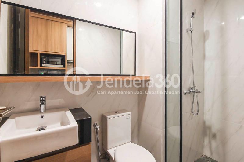 Bathroom Best Studio Apartment on Middle Floor with City View at The Newton 1 Ciputra Apartment